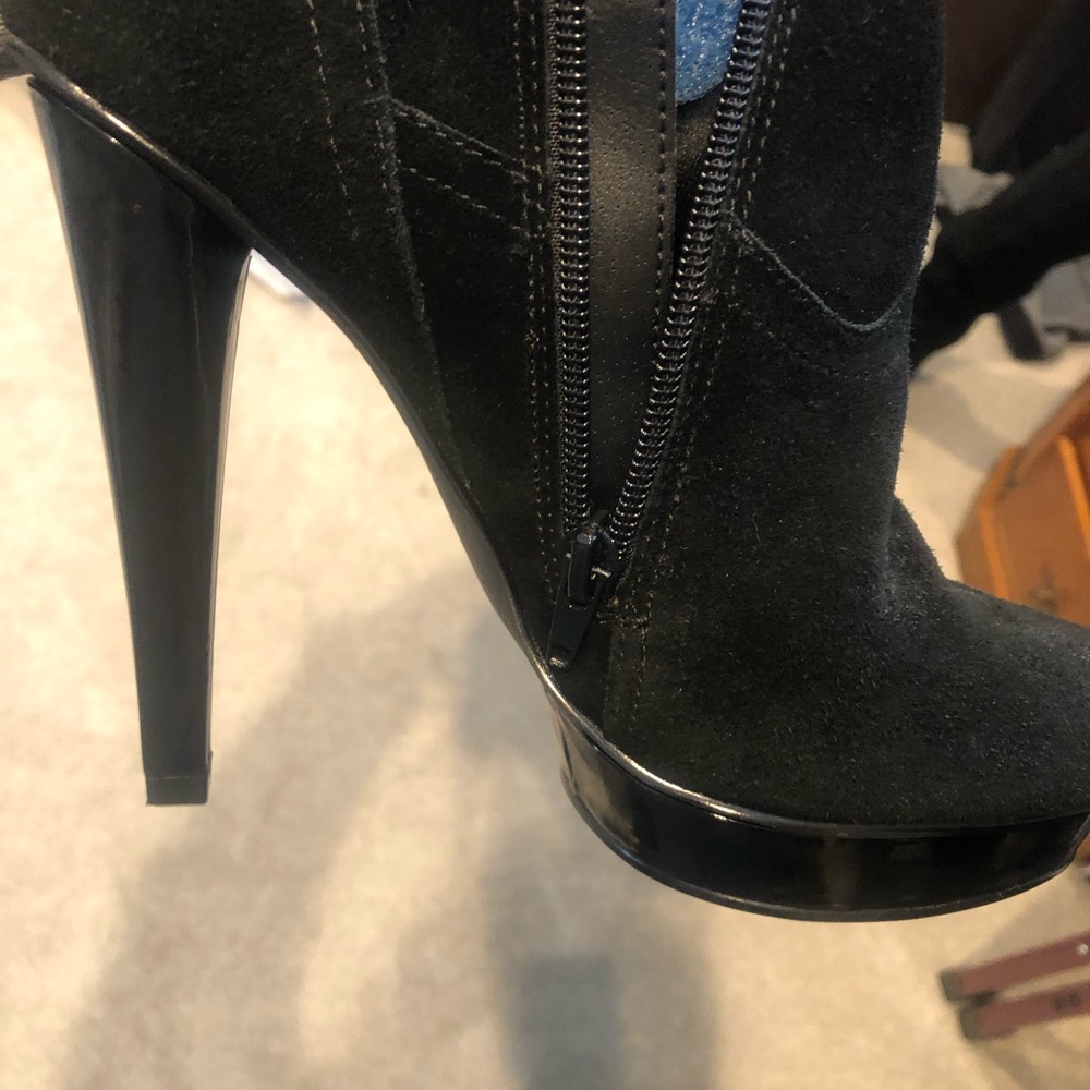 Suede boots - Picture 3 of 3